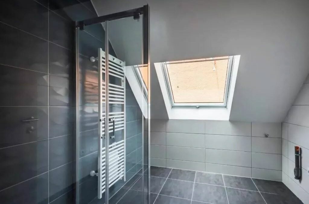 Rénovation de salle de bain à l’italienne à Bischheim avec Alsace Travaux 67